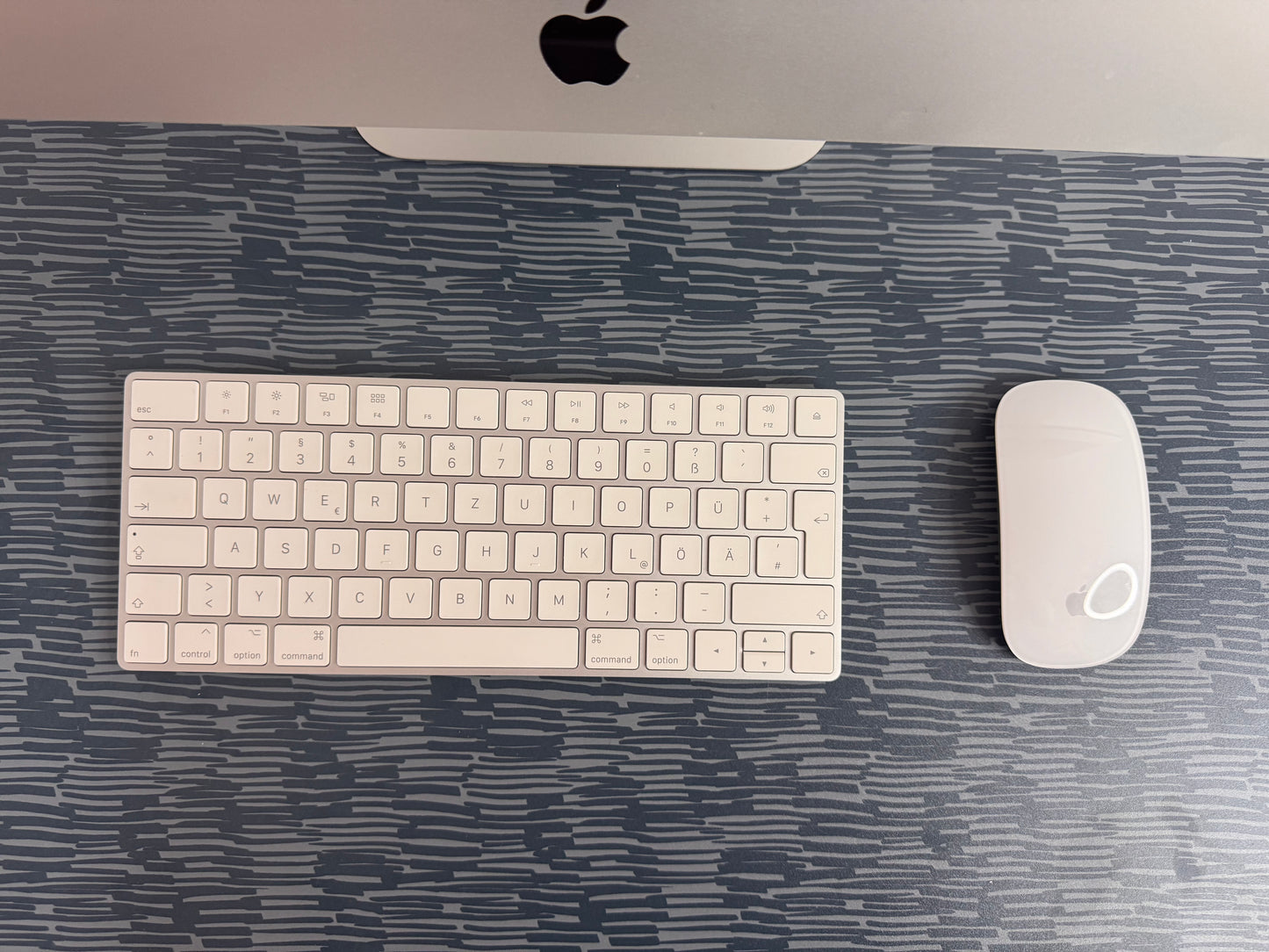iMac (Mid 2017) [27", 5K, Retina, Intel Core i5 3,4GHz, 8GB RAM, 1TB Fusion Drive + 32GB SSD, AMD Radeon Pr0 570, macOS] argento