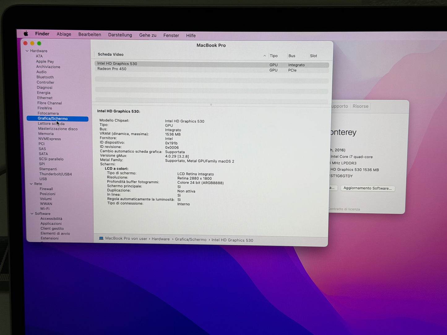 MacBook Pro (2016) [15,4", Touch Bar, Intel Core i7 2,6GHz, 16GB RAM, 512GB SSD, AMD Radeon Pro, macOS] Grigio