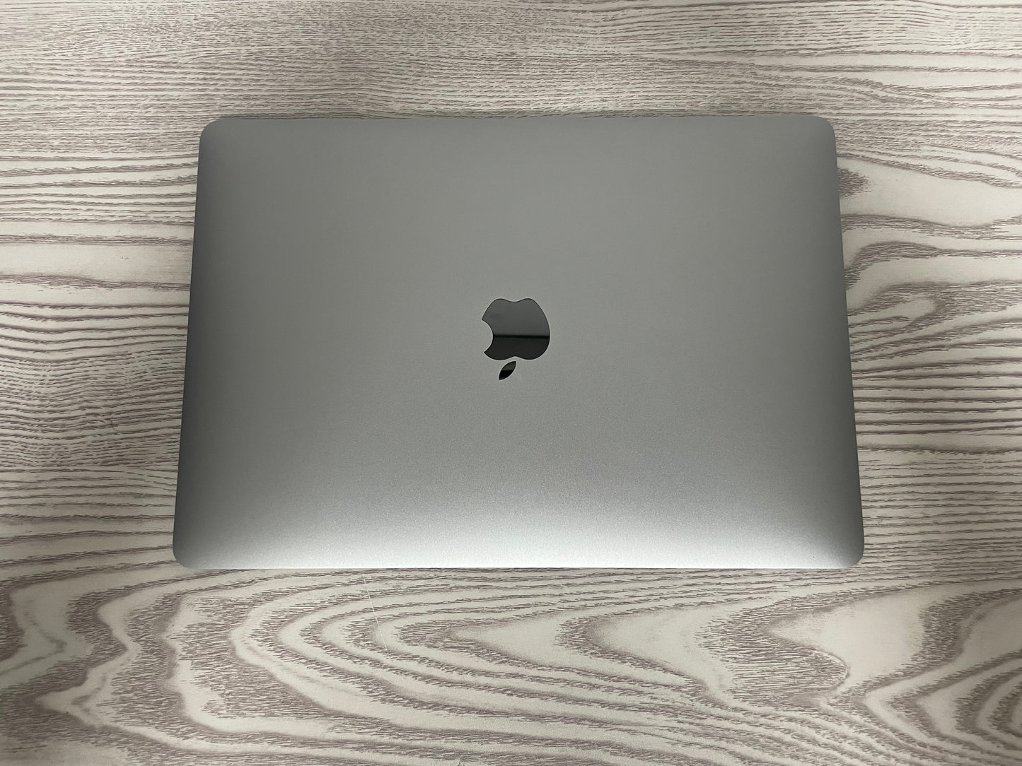 MacBook Air (2019) [13", Intel Core i5 1.6GHz, 8GB RAM, 512GB SSD, Intel HD Graphics 617, macOS] Argento