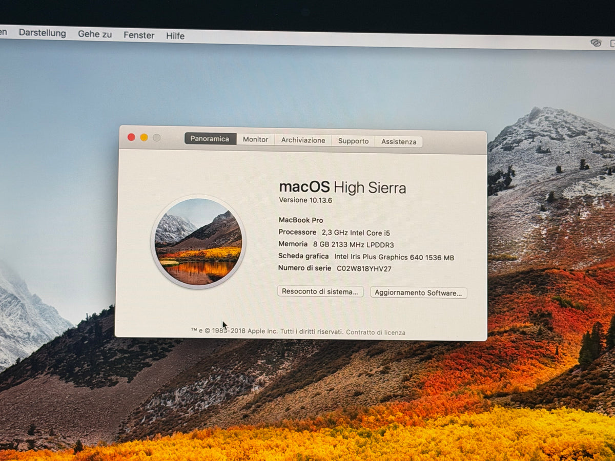 MacBook Pro (2017) [13,3", Touch Bar, Intel Core i5 2,3GHz, 8GB RAM, 128GB SSD, Intel Iris Plus Graphics 650, macOS] grigio