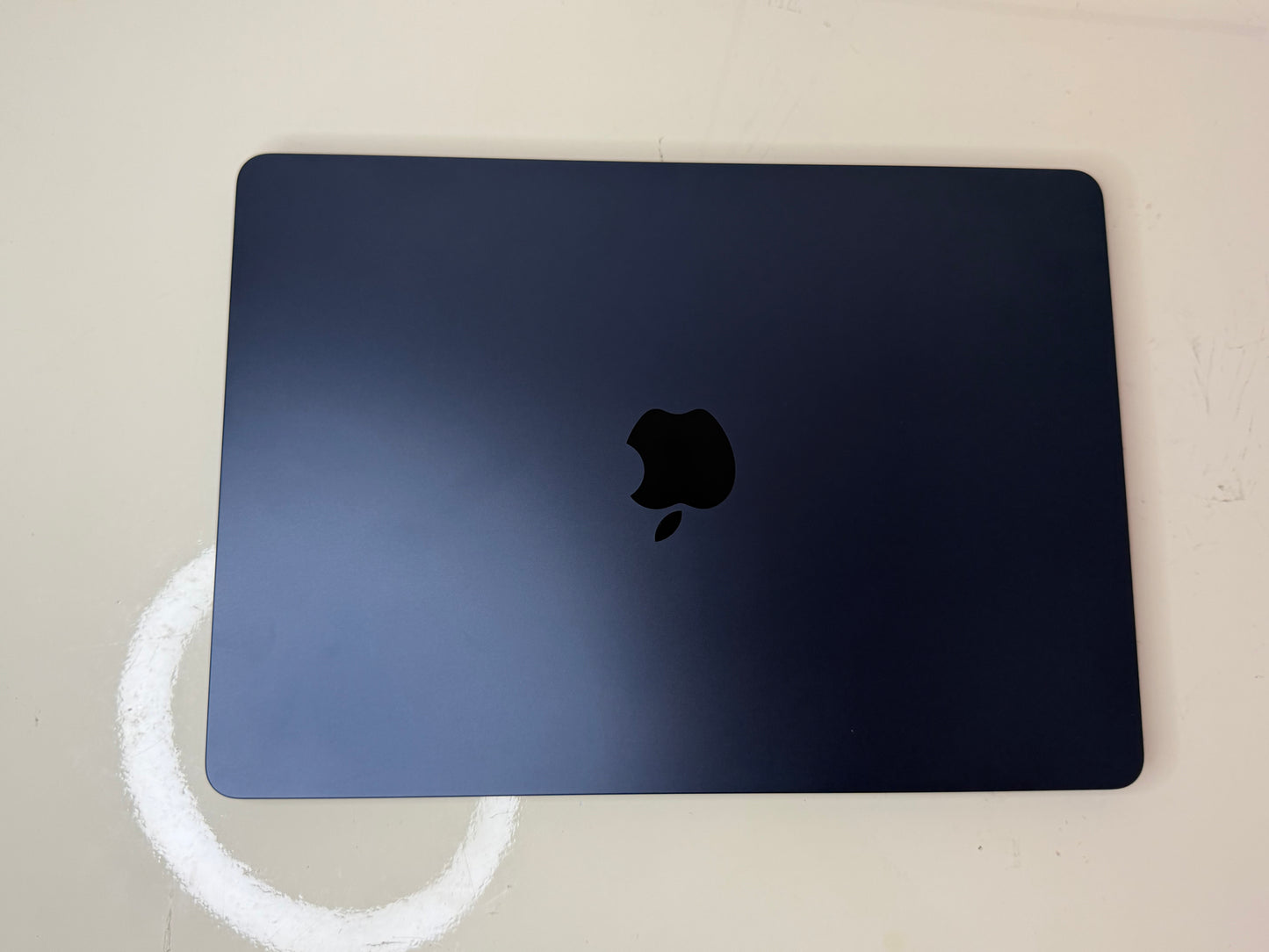MacBook Air (2024) [13,6", M3 8-Core, 8GB RAM, 256GB SSD, 8-Core GPU, macOS] Mezzanotte