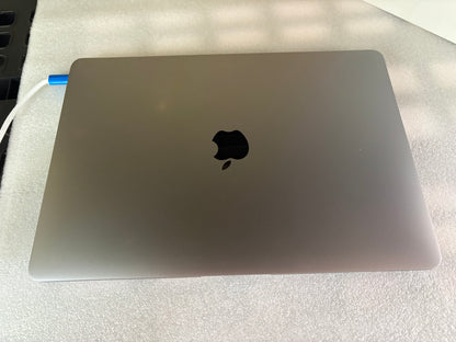 MacBook Air (2019) [13,3", Retina, Intel Core i5 1,6GHz, 8GB RAM, 128GB SSD, Intel UHD Graphics 617, macOS] Grigio