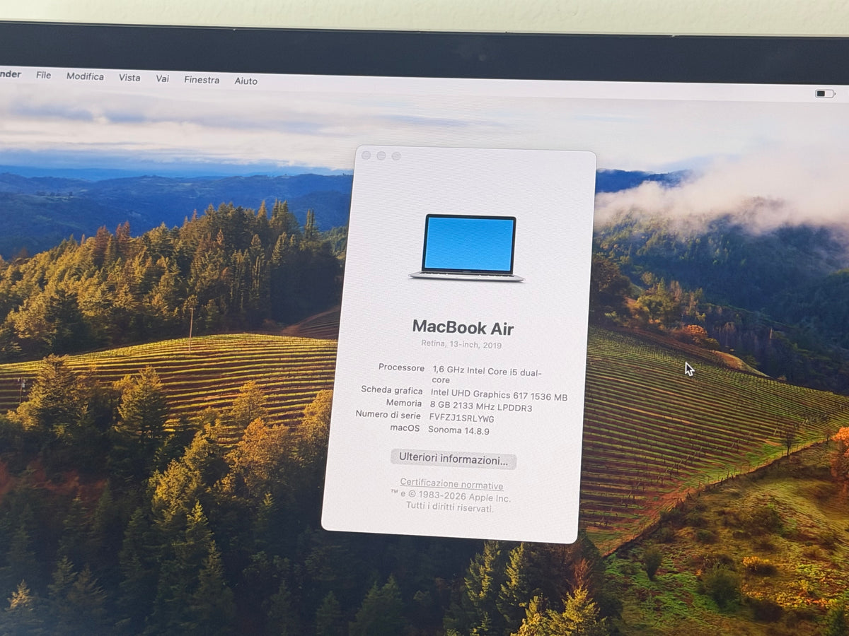 MacBook Air (2019) [13,3", Retina, Intel Core i5 1,6GHz, 8GB RAM, 128GB SSD, Intel UHD Graphics 617, macOS] Grigio