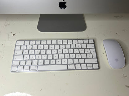 iMac (Mid 2020) [27", 5K Retina, Intel Core i5 3,1GHz, 8GB RAM, 256GB SSD, AMD Radeon Pro 5300, macOS] argento
