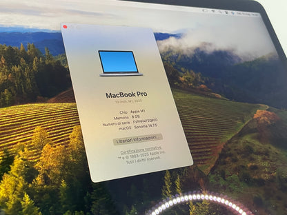 MacBook Pro (2020) M1 [13,3", Touch Bar, Apple M1 3,2GHz, 8GB RAM, 256GB SSD, Apple 8 Core, macOS] grigio