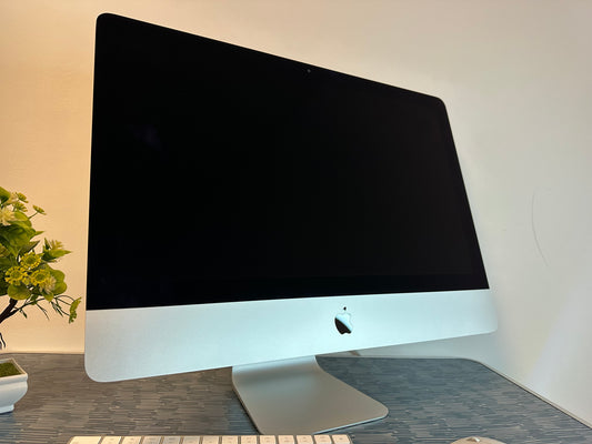iMac (2019) [21,5", 4K, Retina, Intel Core i7 3,2GHz 16GB RAM, 256GB SSD AMD Radeon Pro 555X, macOS] argento