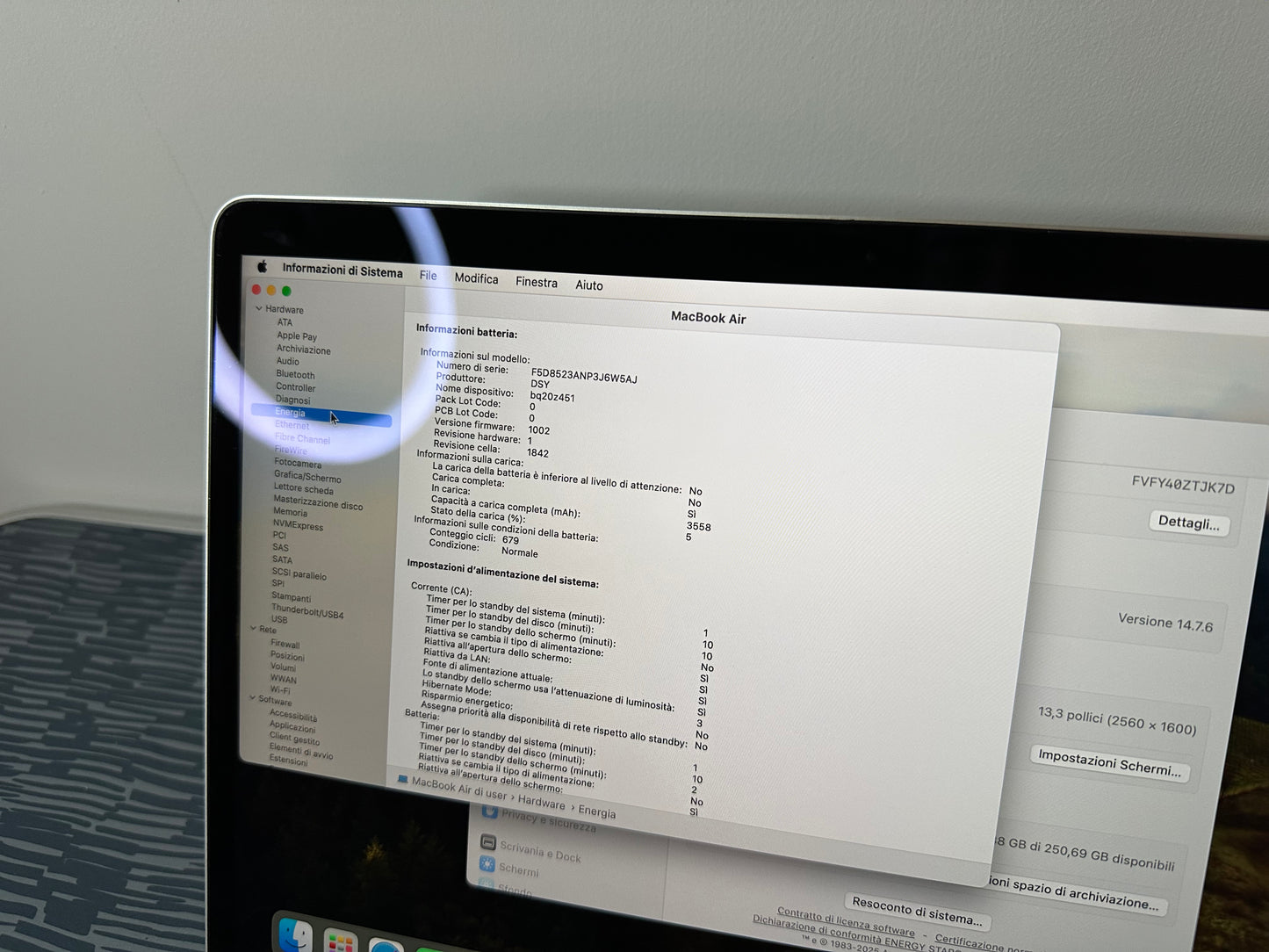 MacBook Air (2018) [13,3", Retina, Intel Core i5 6GHz, 8GB RAM, 256GB SSD, Intel UHD Graphics 617, macOS] argento