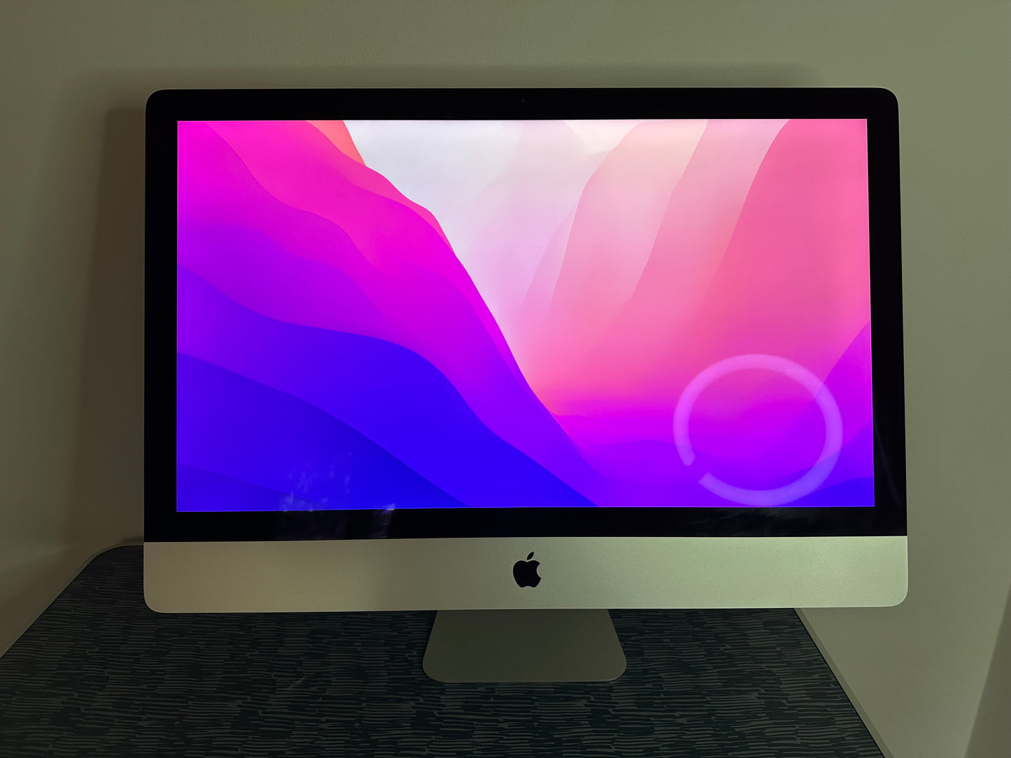 iMac (Mid 2017) [27", 5K, Retina, Intel Core i5 3,4GHz, 8GB RAM, 1TB Fusion Drive + 32GB SSD, AMD Radeon Pr0 570, macOS] argento