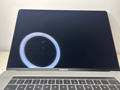 MacBook Pro (2016) [15,4", Touch Bar, Intel Core i7 2,7GHz, 16GB RAM, 512GB SSD, AMD Radeon Pro, macOS] Grigio