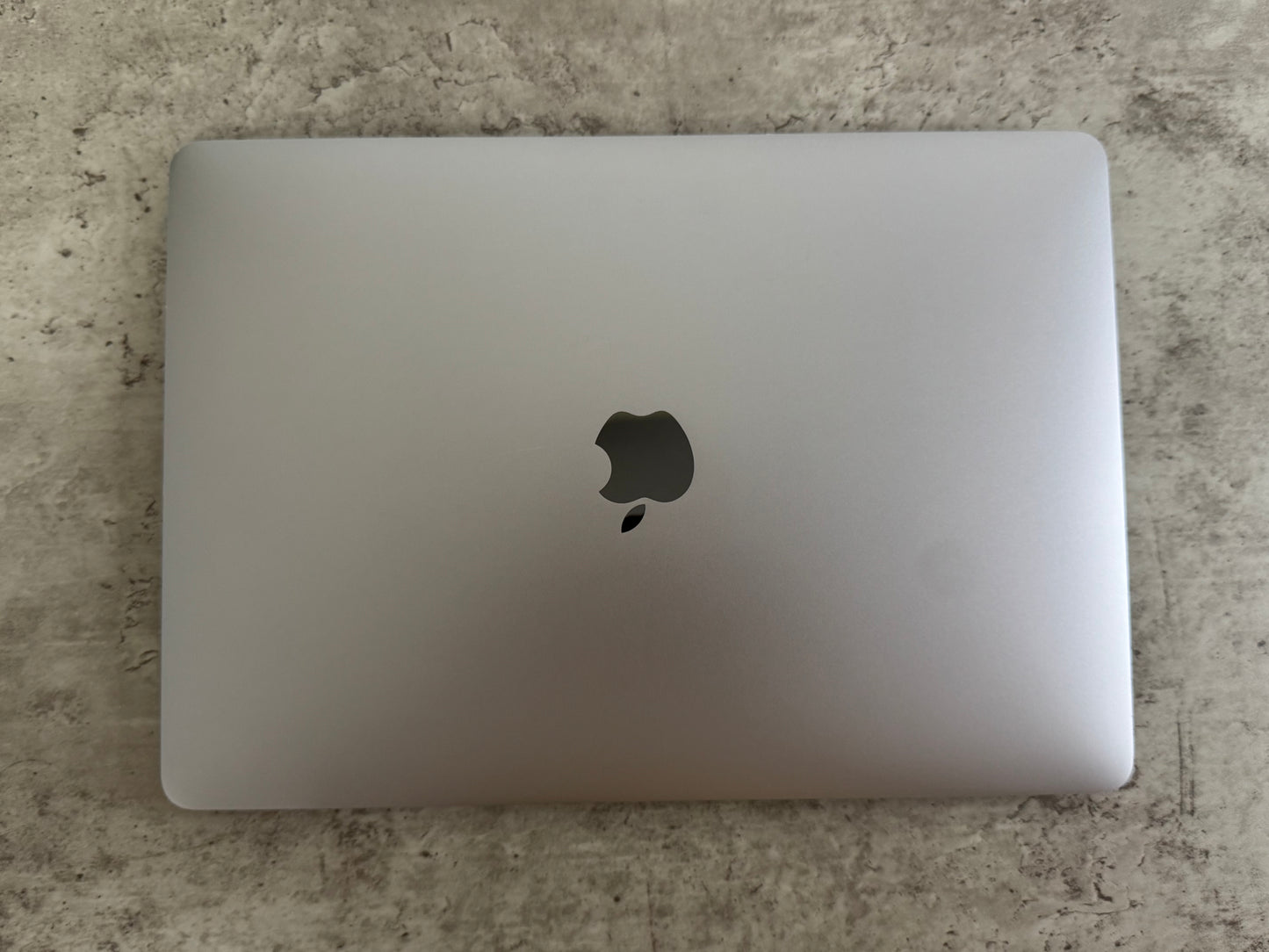 MacBook Pro (2019) [13", Touch Bar, Intel Core i5 1,4GHz, 8GB RAM, 512GB SSD, Intel Iris Plus Graphics 645 ,macOS] grigio