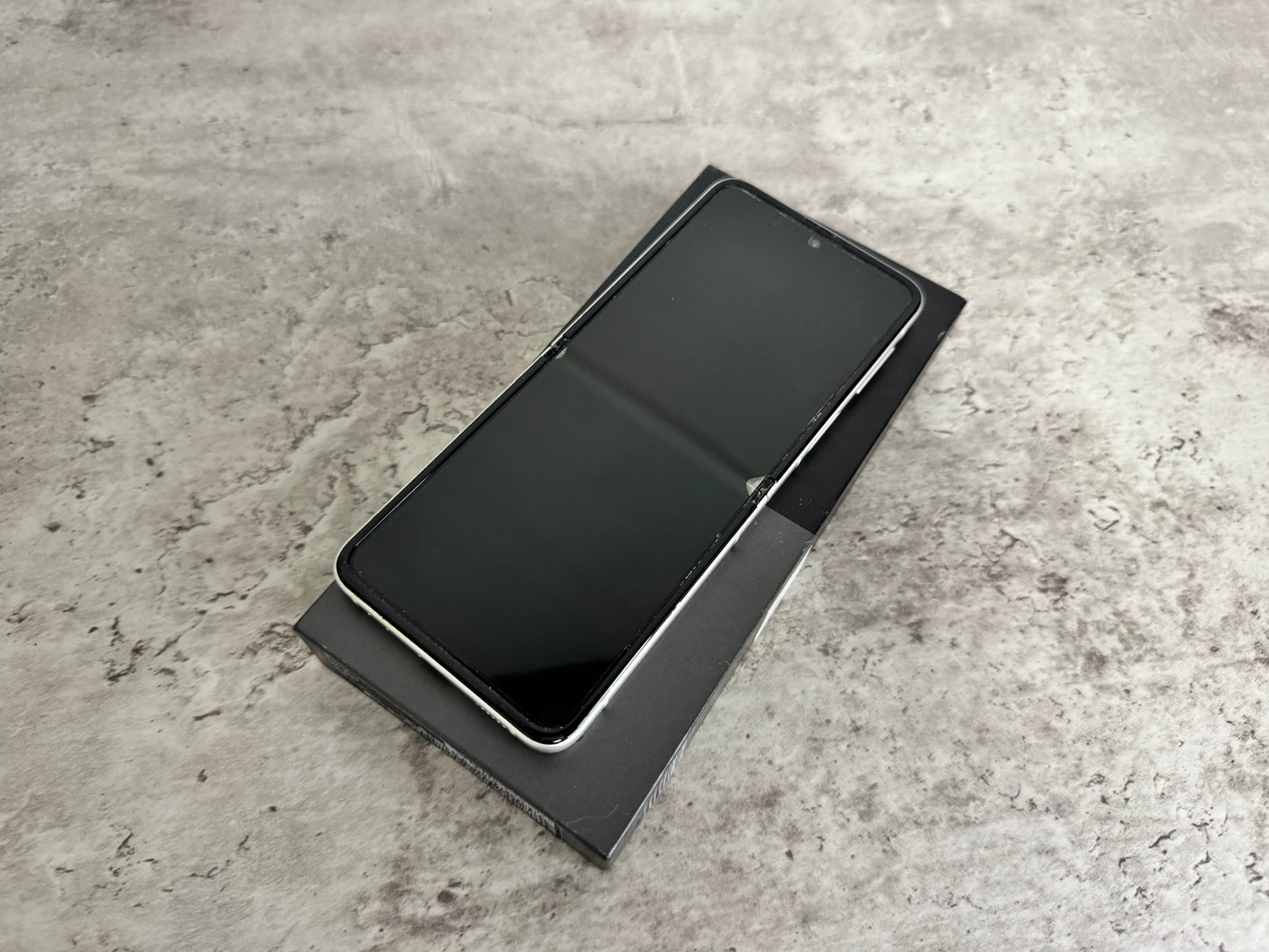 Samsung Galaxy Z Flip 3 5G 256GB [Dual-Sim] Crema