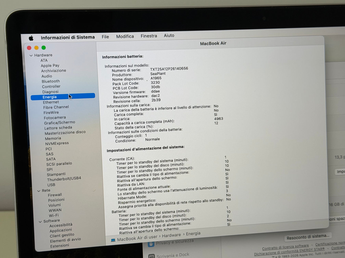 MacBook Air (2018) [13,3", Retina, Intel Core i5 1,6GHz, 8GB RAM, 128GB SSD, Intel UHD Graphics 617, macOS] argento