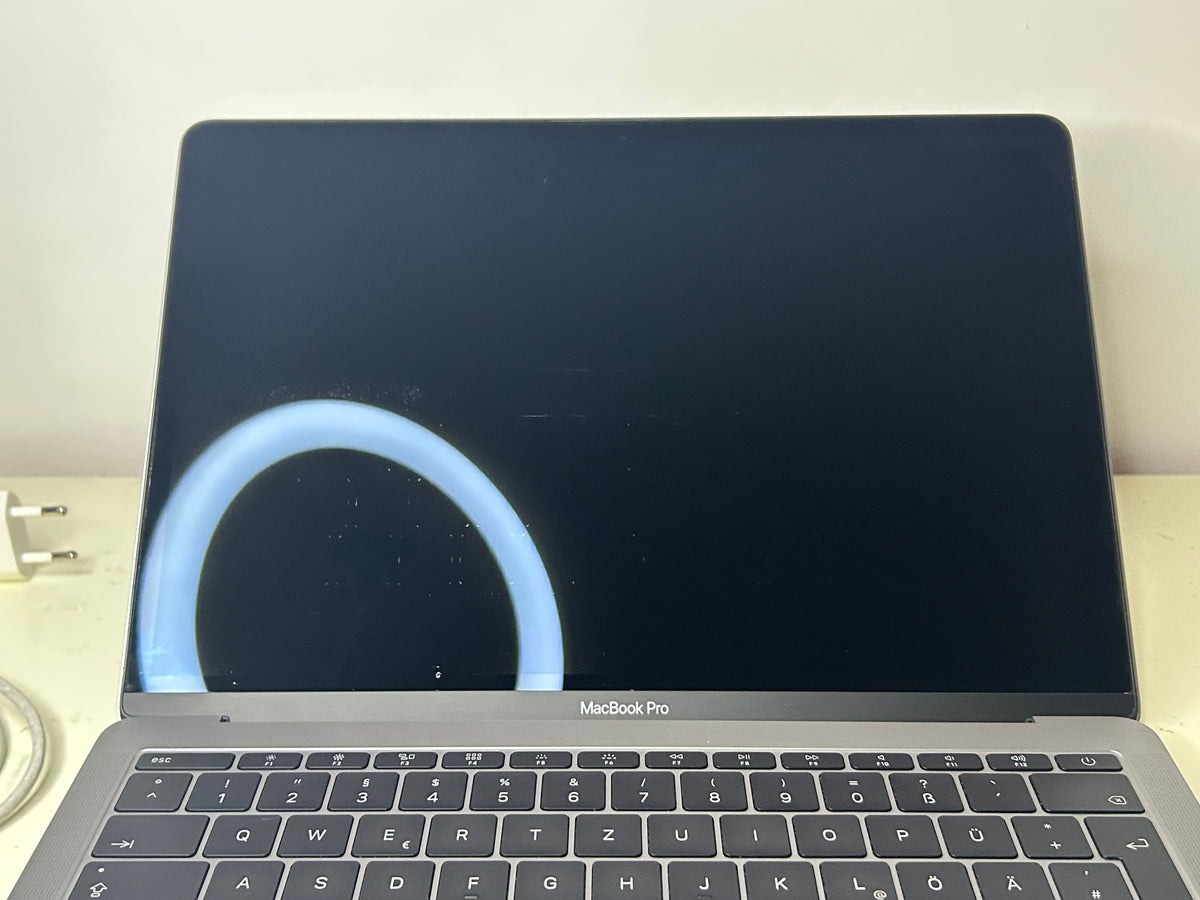 MacBook Pro (2017) [13,3", Intel Core i5 2,3GHz, 8GB RAM, 256GB SSD, Intel Iris Plus Graphics 640, macOS] grigio
