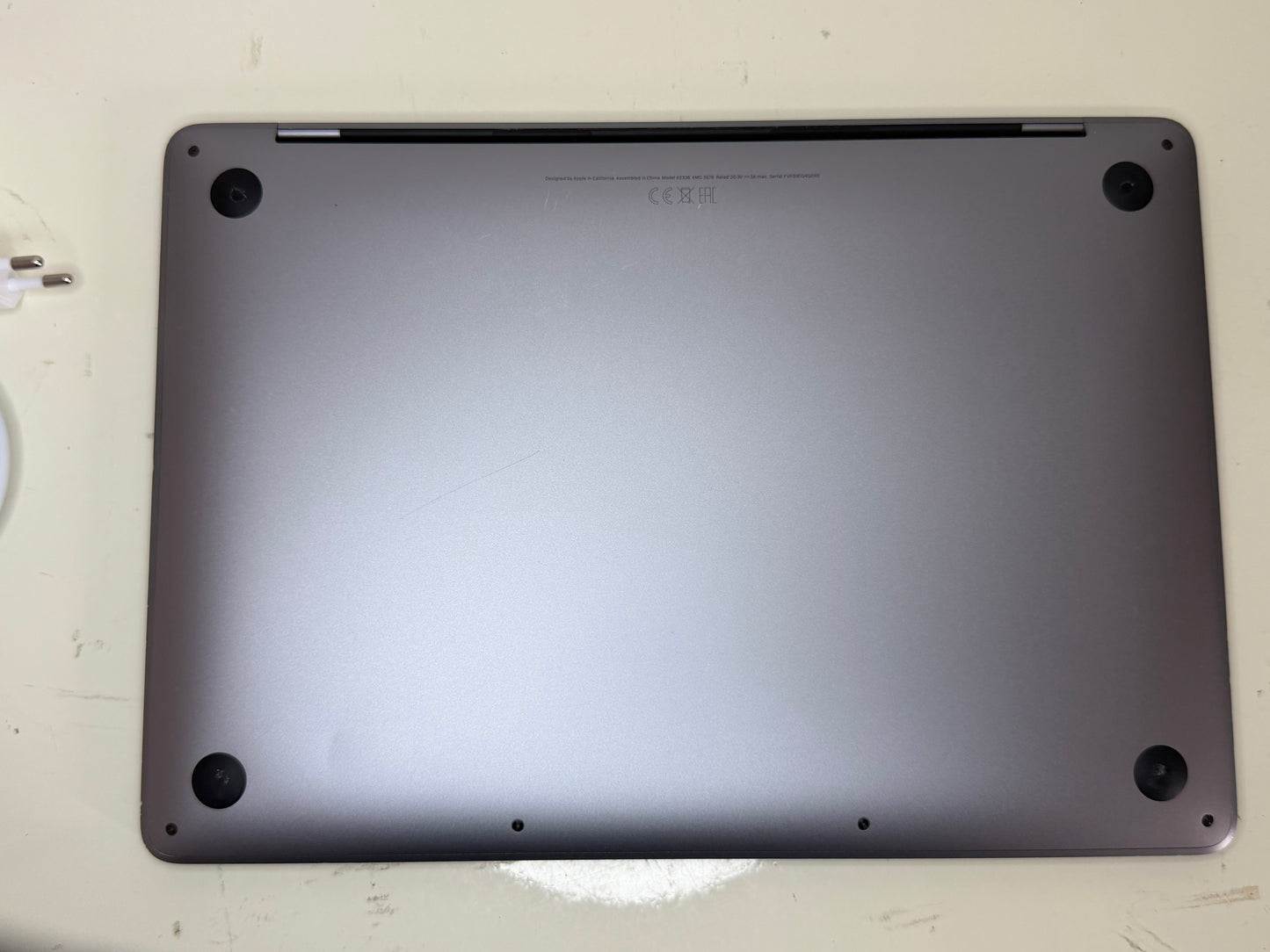 MacBook Pro (2020) M1 [13,3", Touch Bar, Apple M1 3,2GHz, 8GB RAM, 256GB SSD, Apple 8 Core, macOS] Grigio