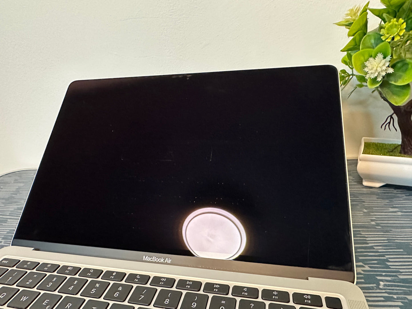 MacBook Air M1 (Late 2020) [13,3", Retina, Apple M1, 8GB RAM, 256GB SSD, Apple 7 Core, macOS] Argento