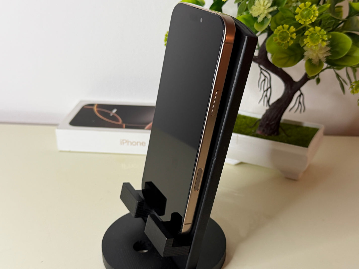 iPhone 16 Pro Max 256GB Oro