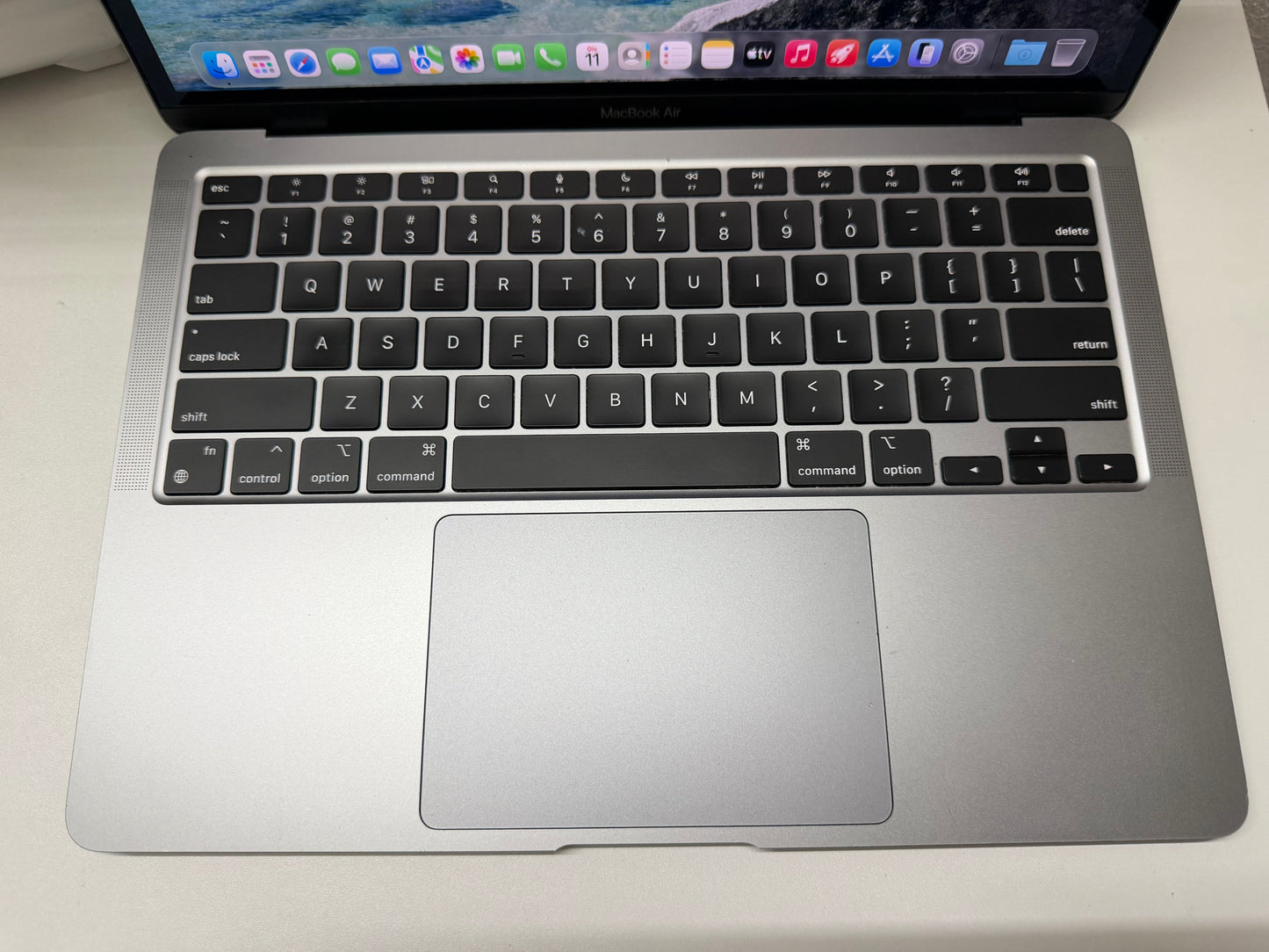 MacBook Air M1 (Late 2020) [13,3", Retina, Apple M1, 8GB RAM, 128GB SSD, Apple 7 Core, macOS] Grigio