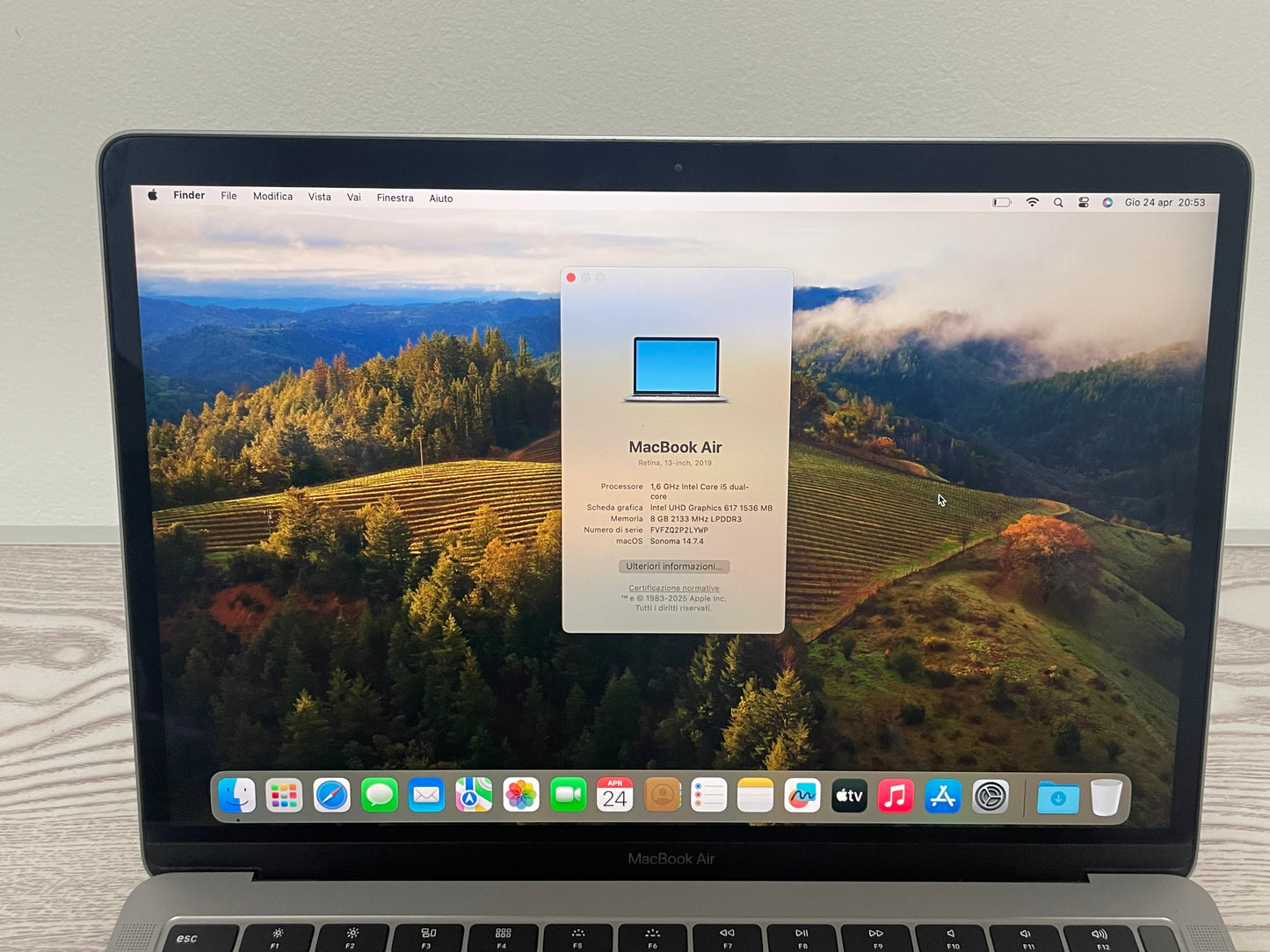MacBook Air (2019) [13", Intel Core i5 1.6GHz, 8GB RAM, 512GB SSD, Intel HD Graphics 617, macOS] Argento