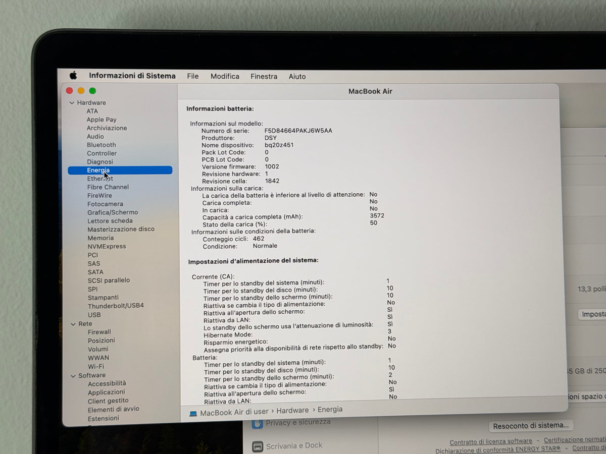 MacBook Air (2018) [13,3", Retina, Intel Core i5 1,6GHz, 8GB RAM, 256GB SSD, Intel UHD Graphics 617, macOS] Grigio