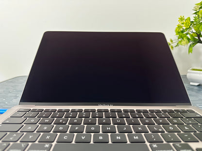 MacBook Air (2020) [13,3", Retina, Intel Core i5 1,1GHz, 8GB RAM, 256GB SSD, Intel Iris Plus Graphics, macOS] grigio