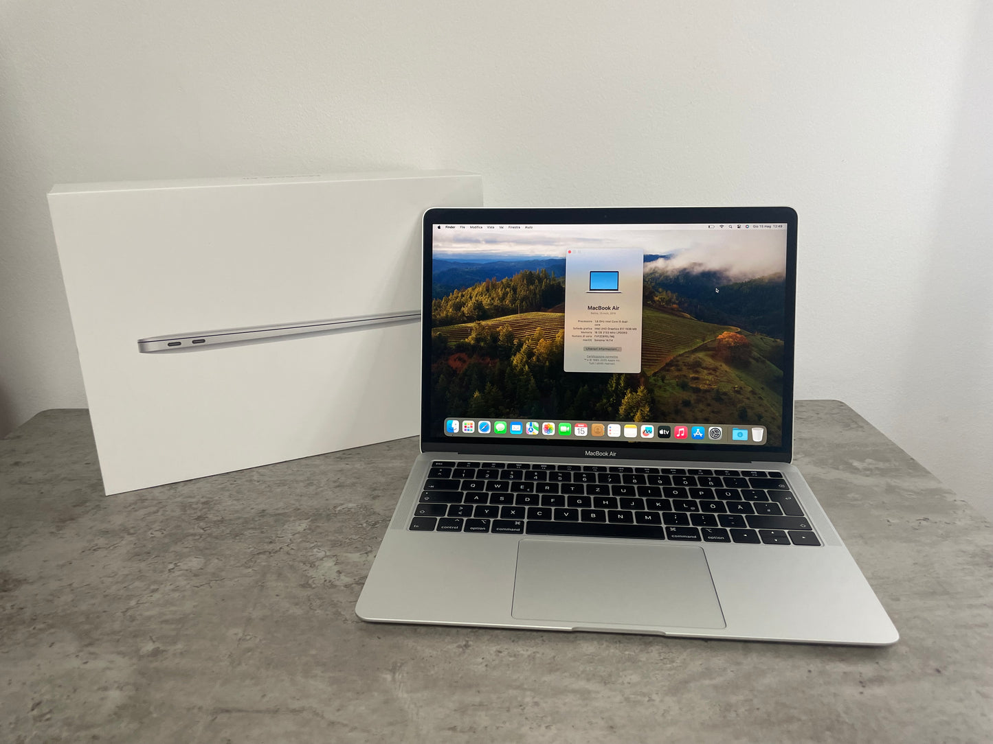 MacBook Air (Mid 2019) [13,3", Retina, Intel Core i5 1,6GHz, 16GB RAM, 128GB SSD, Intel UHD Graphics 617, macOS] argento