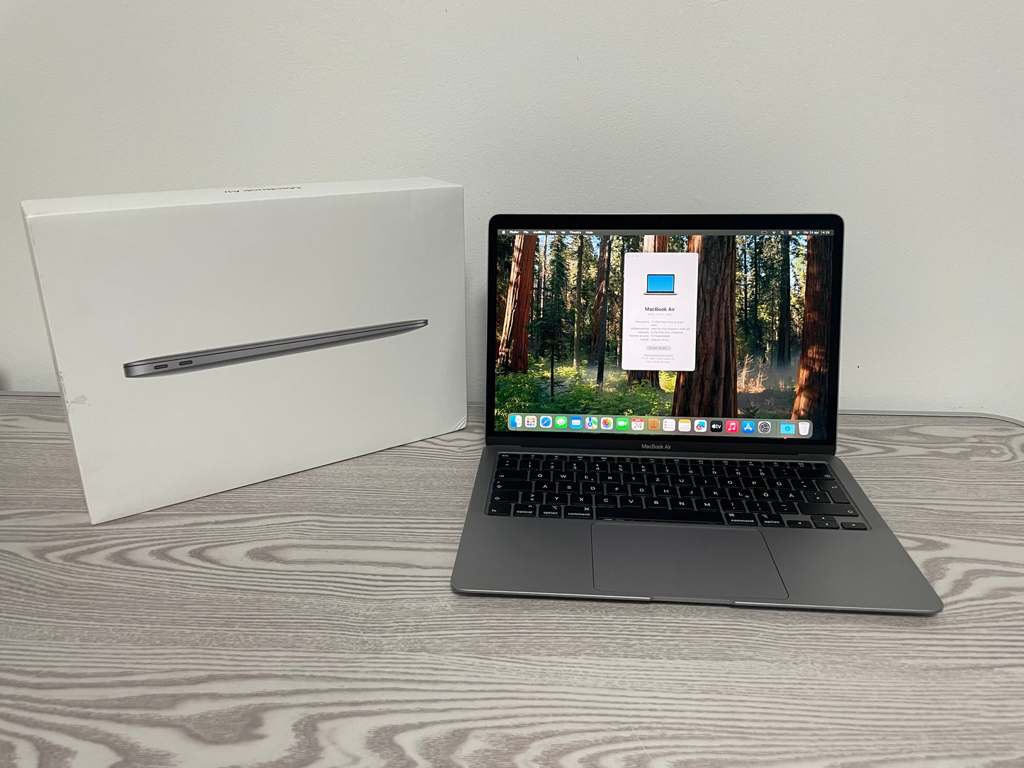 MacBook Air (2020) [13,3", Retina, Intel Core i5 1,1GHz, 8GB RAM, 256GB SSD, Intel Iris Plus Graphics, macOS] grigio