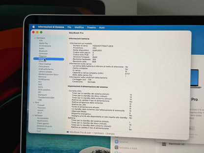 MacBook Pro (2019) [16", Touch Bar, Intel Core i7 2,6GHz, 16GB RAM, 512GB SSD, Intel UHD Graphics 630 + AMD Radeon Pro 5300M, Mac OS] Argento