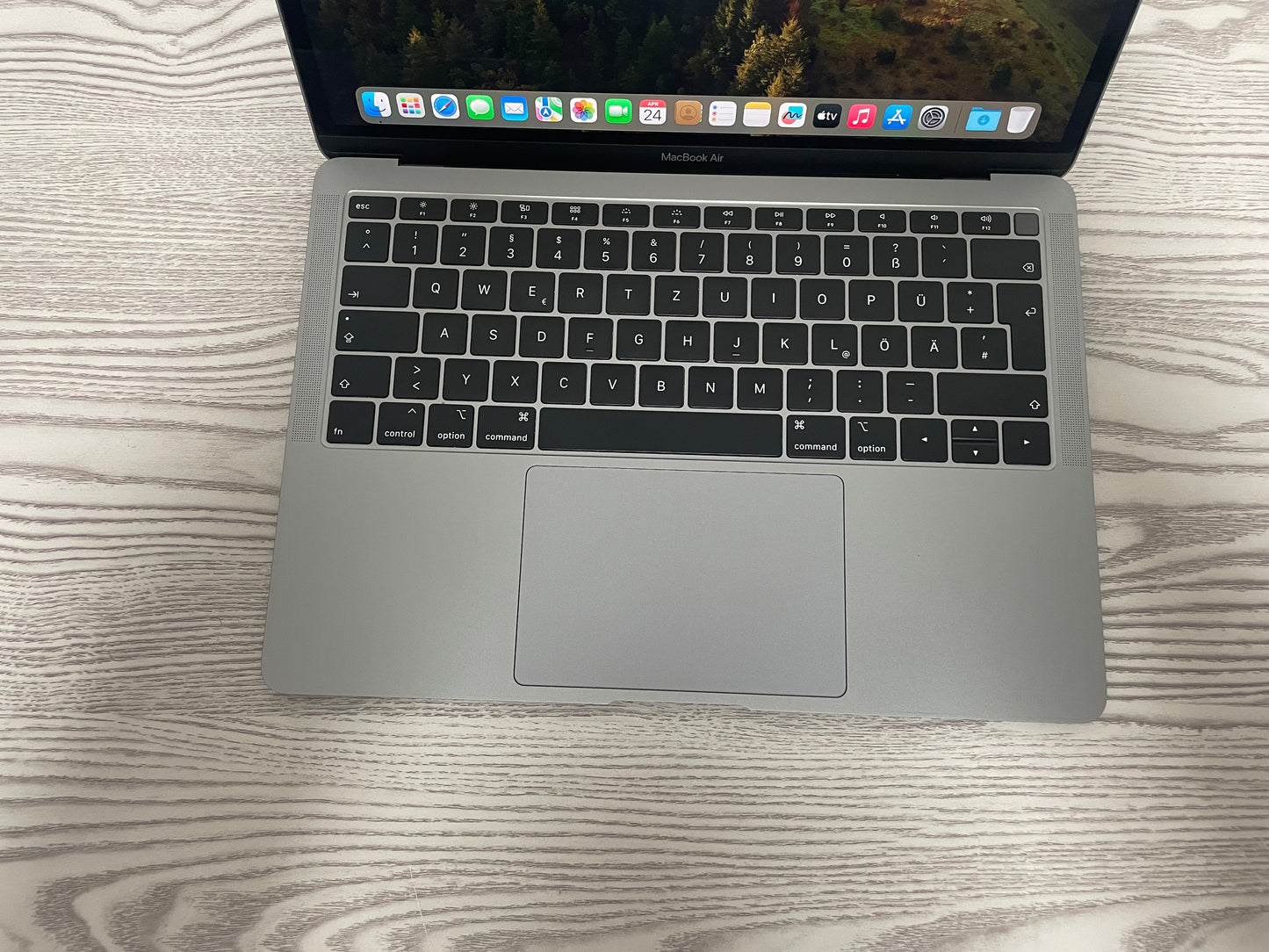 MacBook Air (2019) [13", Intel Core i5 1.6GHz, 8GB RAM, 512GB SSD, Intel HD Graphics 617, macOS] Argento