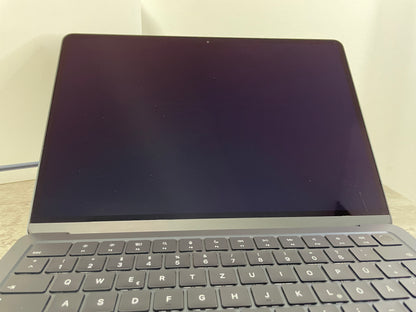 MacBook Air (2022) [13,6", Liquid Retina, M2 8-Core 3,2GHz, 8GB RAM, 512GB SSD, 10-Core GPU, macOS] mezzanotte