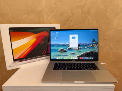 MacBook Pro (2019) [16", Touch Bar, Intel Core i7 2,6GHz, 16GB RAM, 512GB SSD, Intel UHD Graphics 630 + AMD Radeon Pro 5300M, Mac OS] argento