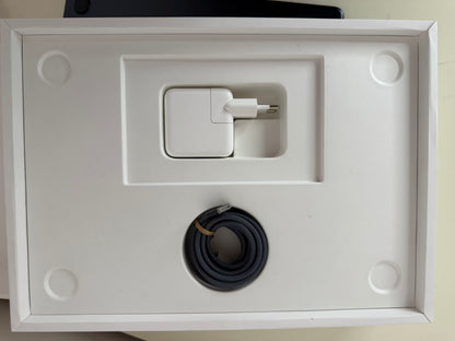 MacBook Air (2024) [13,6'', M3 8-Core, 16GB RAM, 256GB SSD, 8-Core GPU, macOS mezzanotte