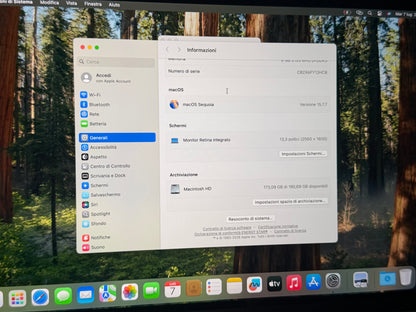 MacBook Pro (2018) [13,3", Touch Bar, Intel Core i5 2,3GHz, 8GB RAM, 256GB SSD, Intel Iris Plus Graphics 655, macOS] Grigio