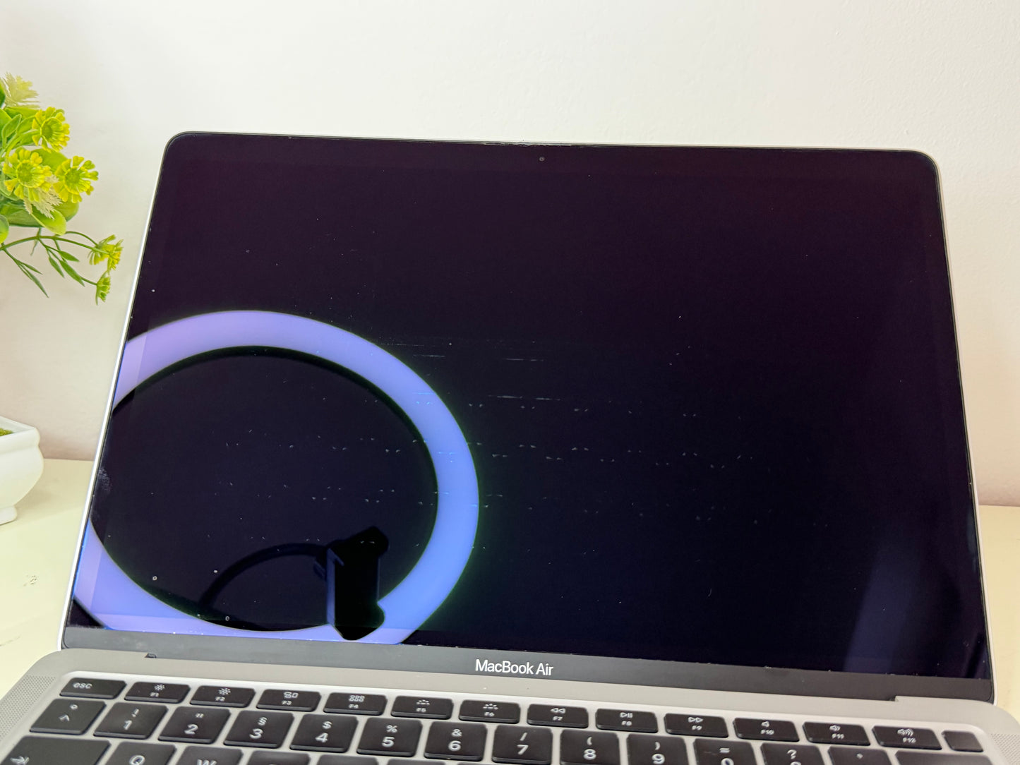 MacBook Air (2020) [13,3", Retina, Intel Core i3 1,1GHz, 8GB RAM, 256GB SSD, Intel Iris Plus Graphics, macOS] argento