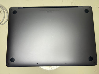 MacBook Pro (2017) [13,3", Intel Core i5 2,3GHz, 8GB RAM, 256GB SSD, Intel Iris Plus Graphics 640, macOS] grigio