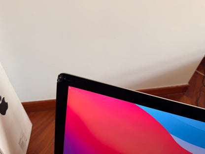 iMac (2017) [27", 5K Retina, Intel Core i5 3.8GHz, 64GB RAM, 2TB SSD, AMD Radeon PR0 580 8GB, macOS] argento