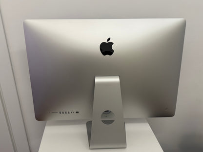 iMac (2019) [27", 5K, Retina, Intel Core i5 3,0GHz, 32GB RAM, 1TB Fusion Drive + 32GB SSD, AMD Radeon Pro 570X, macOS] argento