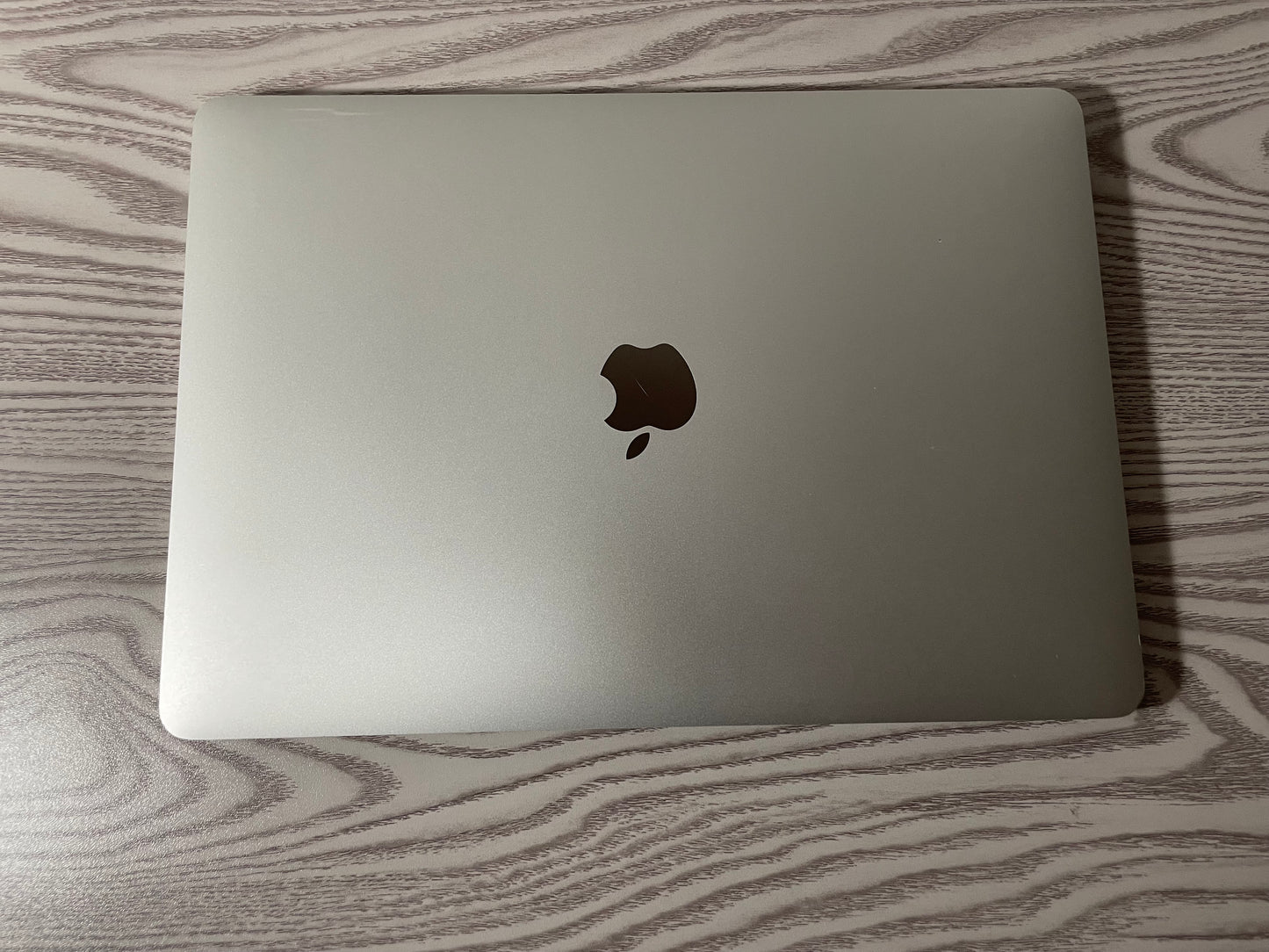 MacBook Pro (2017) [13,3", Intel Core i5 2,3GHz, 8GB RAM, 128GB SSD, Intel Iris Plus Graphics 640, macOS] Argento
