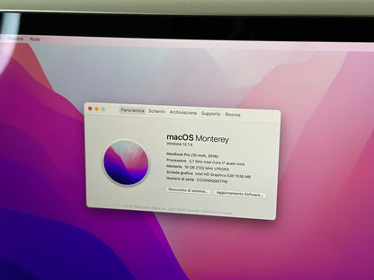 MacBook Pro (2016) [15,4", Touch Bar, Intel Core i7 2,6GHz, 16GB RAM, 512GB SSD, AMD Radeon Pro 455, macOS] grigio