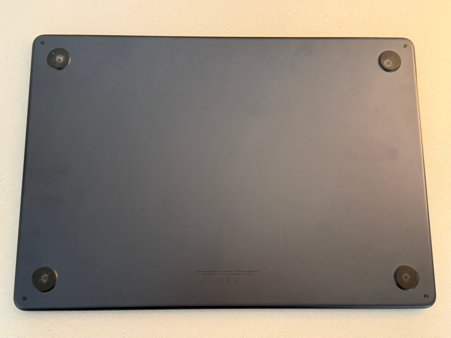 MacBook Air (2023) [15,3", M2 8-Core, 8GB RAM, 256GB SSD, 10-Core GPU, macOS] mezzanotte