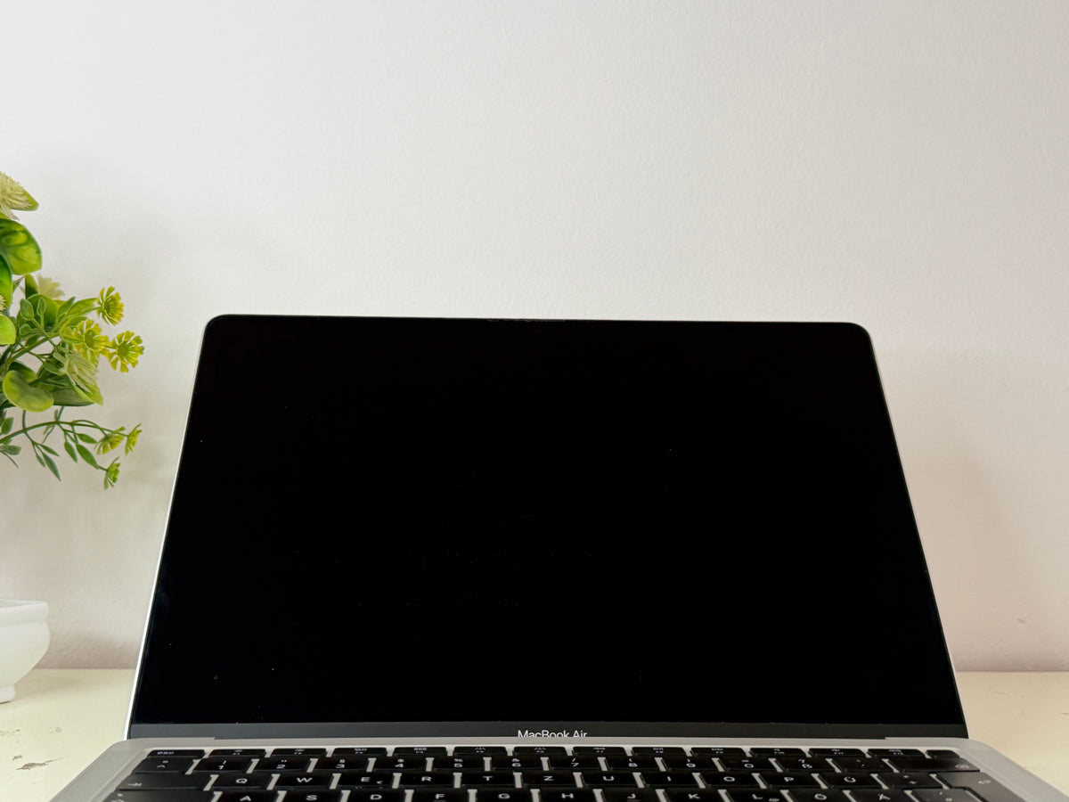 MacBook Air (2020) [13,3", Retina, Intel Core i3 1,1GHz, 8GB RAM, 256GB SSD, Intel Iris Plus Graphics, macOS] argento