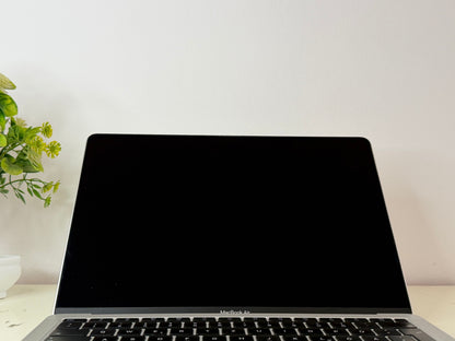 MacBook Air (2020) [13,3", Retina, Intel Core i3 1,1GHz, 8GB RAM, 256GB SSD, Intel Iris Plus Graphics, macOS] argento