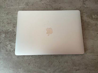 MacBook Pro (2017) [13,3", Intel Core i7 2,5GHz, 16GB RAM, 512GB SSD, Intel Iris Plus Graphics 640, macOS] grigio