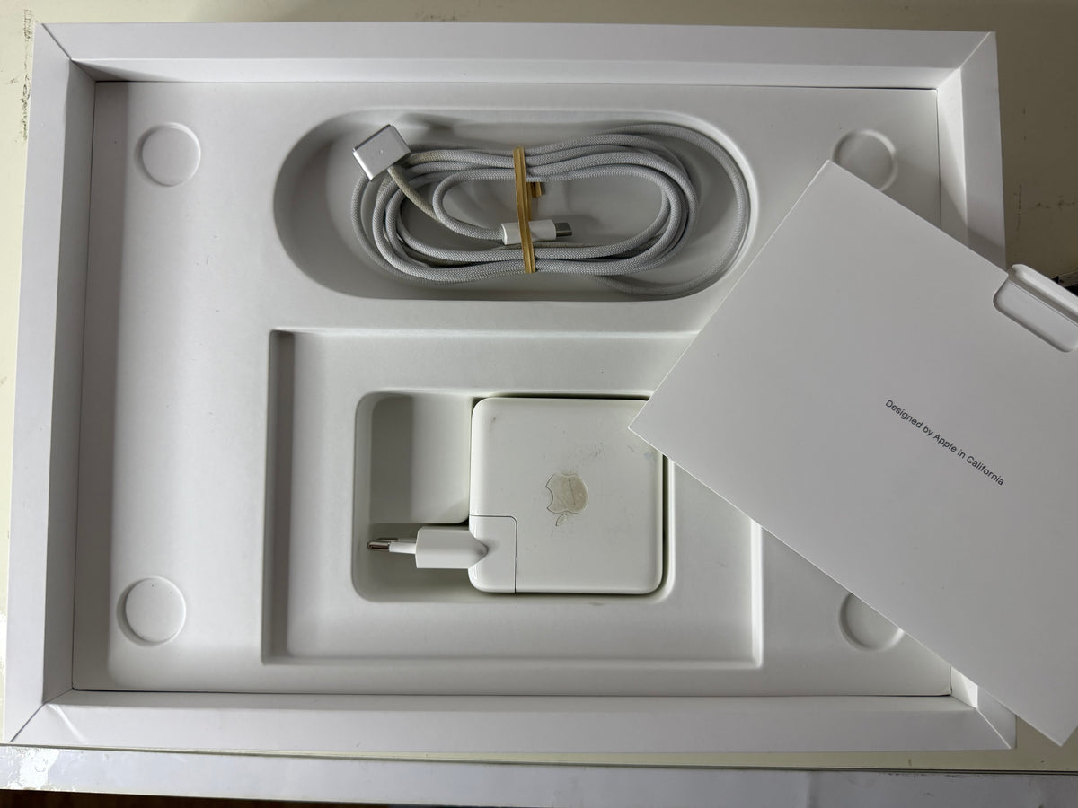 MacBook Pro (2021) [14,2", Apple M1 Pro 8 Core, 16GB RAM, 512GB SSD, Apple 14 Core, macOS] grigio