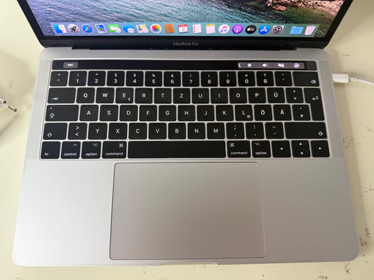 MacBook Pro (2017) [13,3", Retina, Touch Bar, Intel Core i5 3,1GHz, 16GB RAM, 512GB SSD, Intel Iris Plus Graphics 650, macOS] argento