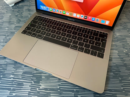 MacBook Pro (2017) [13,3", Intel Core i5 2,3GHz, 8GB RAM, 128GB SSD, Intel Iris Plus Graphics 640, macOS] Grigio