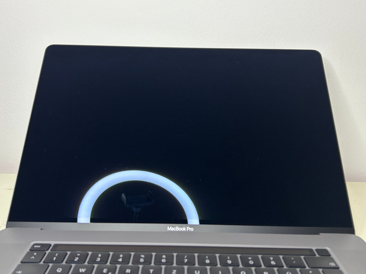 MacBook Pro (2019) [16", Touch Bar, Intel Core i7 2,6GHz, 32GB RAM, 512GB SSD, AMD Radeon Pro 5300M, macOS] grigio