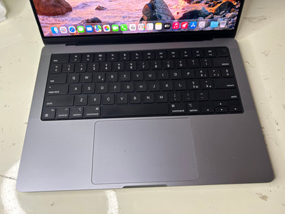 MacBook Pro (2021) [14,2", Apple M1 Pro 8 Core, 16GB RAM, 512GB SSD, Apple 14 Core, macOS] grigio
