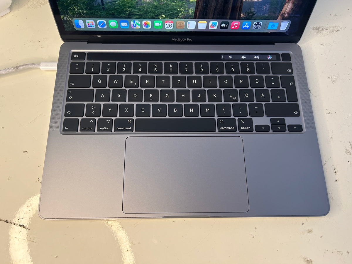 MacBook Pro (2020) [13,3", Touch Bar, Intel Core i5 1,4GHz, 8GB RAM, 256GB SSD, Intel Iris Plus Graphics, macOS] Grigio