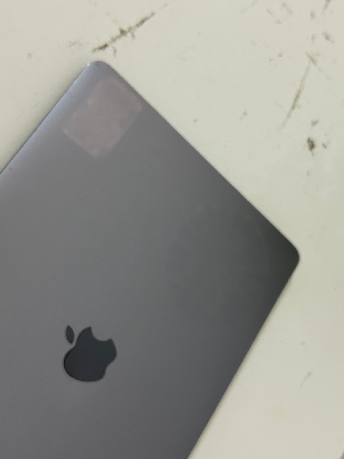 MacBook Pro (2020) M1 [13,3", Touch Bar, Apple M1 3,2GHz, 8GB RAM, 256GB SSD, Apple 8 Core, macOS] Grigio