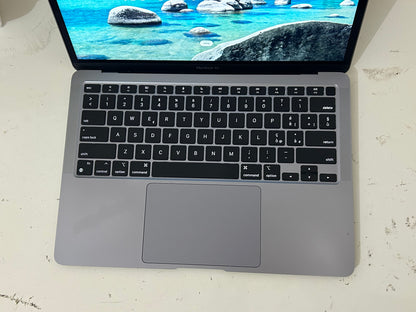 MacBook Air M1 (Late 2020) [13,3", Retina, Apple M1, 8GB RAM, 256GB SSD, Apple 7 Core, macOS] Grigio